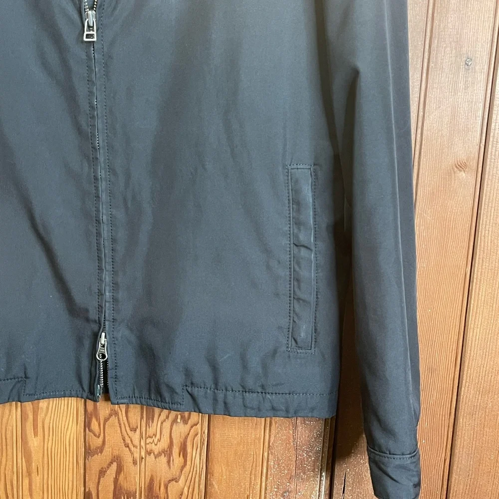⭐️Banana Republic Mens Medium Black Soft Shell Polyester Jacket mark on back